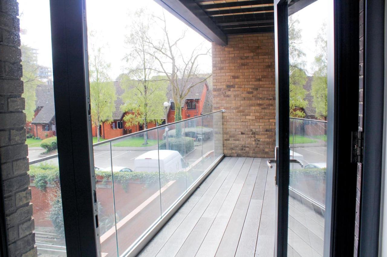 Modern 2 Bed Apartment With Central Location Birmingham Exterior foto